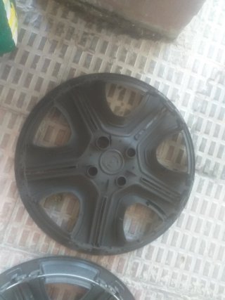 2 Tapacubos Dacia Sandero R16