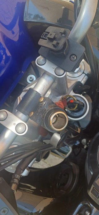 Yamaha Fazer 600 2006 Azul con Maletas