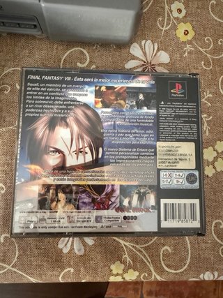PlayStation 1 + Final Fantasy VIII