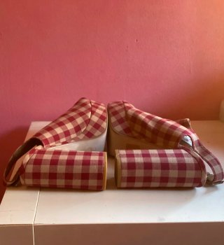 Sandalias de tacón con plataforma a cuadros