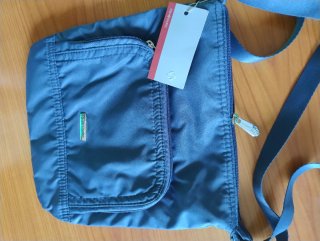Borsa morbida blu da viaggio