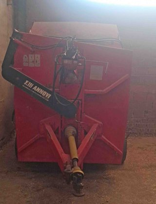 Encamadora Annovi TP-1500.