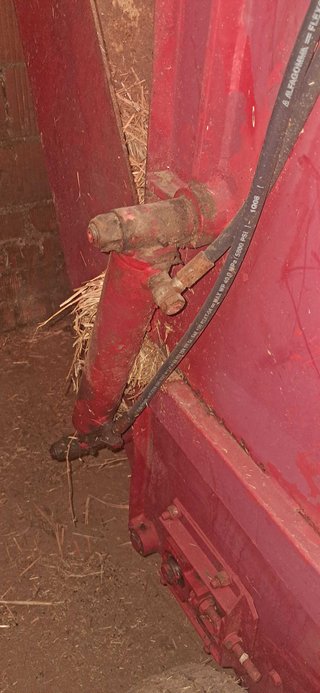 Encamadora Annovi TP-1500.