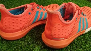 Deportivas Adidas Naranja y Azul