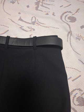 Falda pantalón Zara negra con cinturón