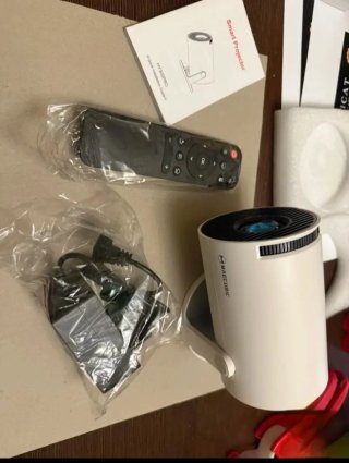 Mini proyector Magcubic HY300PRO Blanco