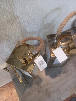 Farol decorativo Seatte dorado nuevomsin estrenar