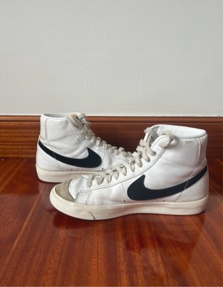 Nike Blazer Mid '77 Blancas Talla 40