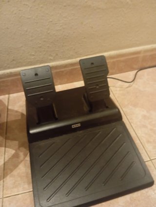Volante y pedales play station