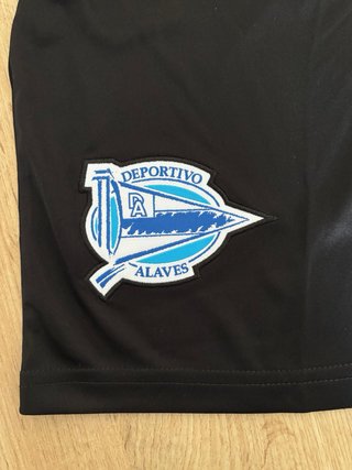 Pantalón corto oficial del Deportivo Alavés