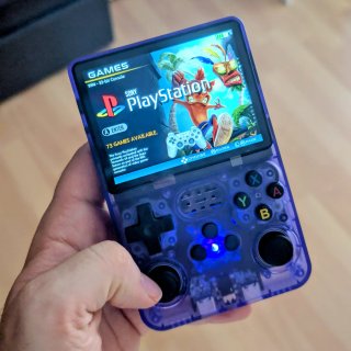 Consola Portátil Multiplataforma