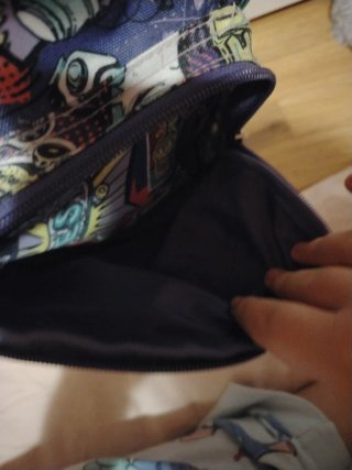 Mochila con ruedas divertida