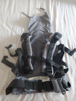 Mochila porteo Fidella bebe ergonómica