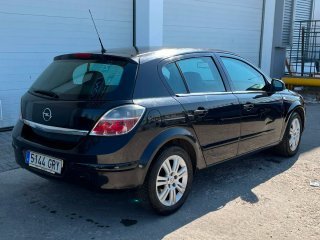 Opel Astra 2009