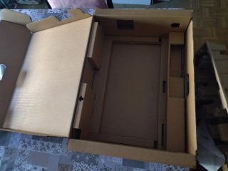 Caja Philips S Line 24 LCD monitor