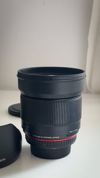 Objetivo Rokinon 16mm f/2.0 Gran Angular Nikon