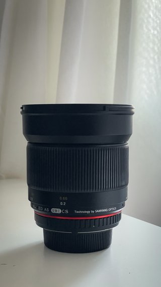 Objetivo Rokinon 16mm f/2.0 Gran Angular Nikon
