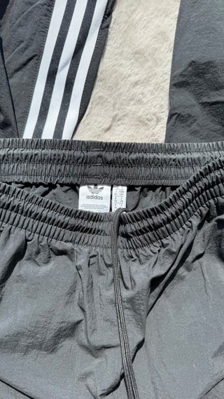 Calças Adidas Originals Pretas Tamanho S