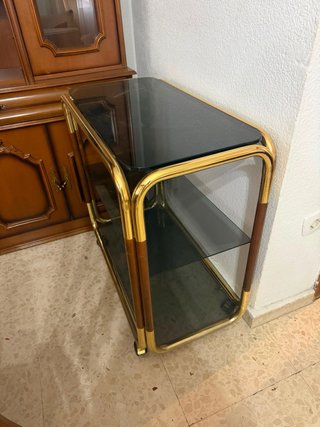 Carrito auxiliar cristal y metal dorado