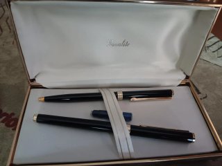 Estuche de conjunto de bolígrafo y pluma Moonlite