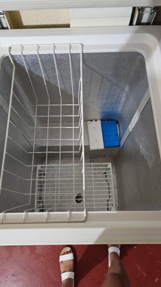 Congelador vertical IGNIS
