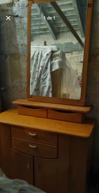 Mueble tocador con espejo y cajones