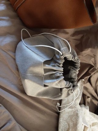 Bolso de piel marrón Pikotin