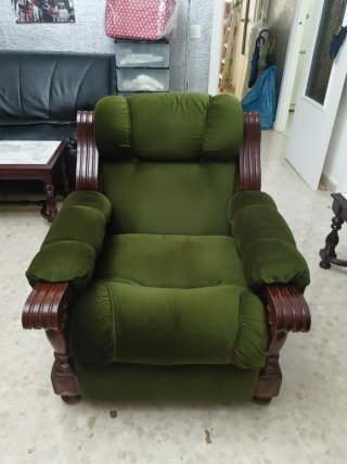 Butaca sillón de madera y tela