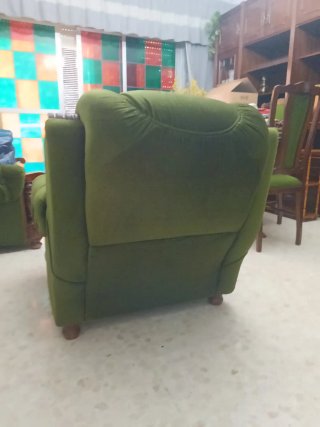 Butaca sillón de madera y tela