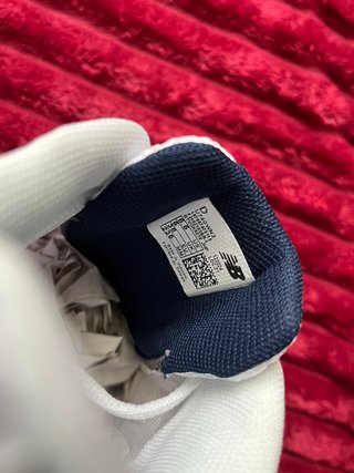 New Balance 740 Mujer Blancas y Azules