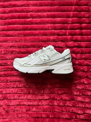 New Balance 740 Mujer Blancas y Azules
