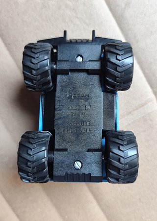 Coche de juguete Gozan