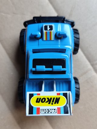 Coche de juguete Gozan