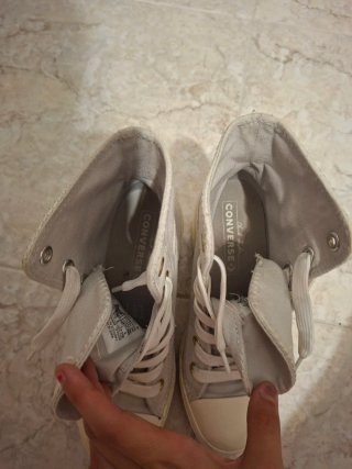 Converse Botas con Tacón Beige y Blanco