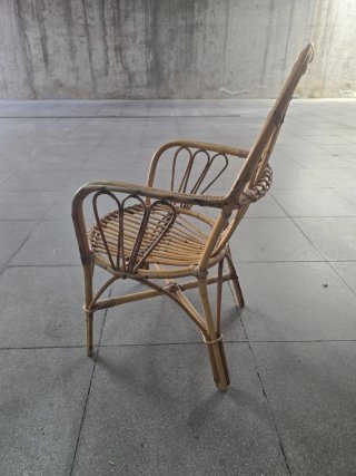 Silla infantil de ratán