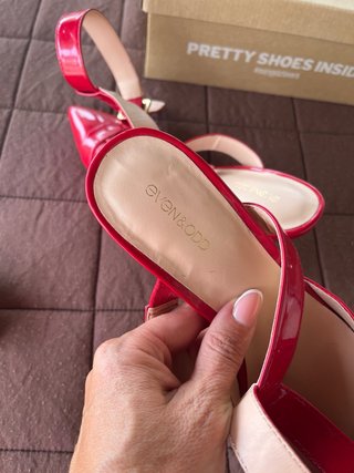 Zapatos rojos de tacón