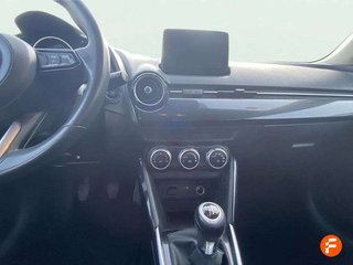 Mazda 2 1.5 GE 66kW (90CV) Black Tech Edition