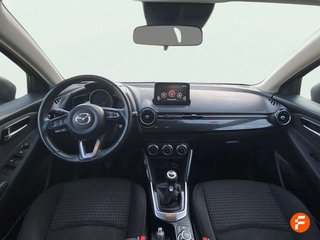 Mazda 2 1.5 GE 66kW (90CV) Black Tech Edition