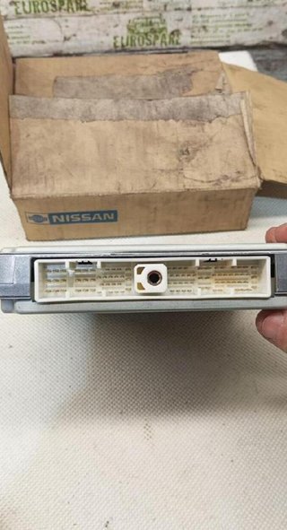 Centralita motor nissan 23710 7f403 terrano 45549