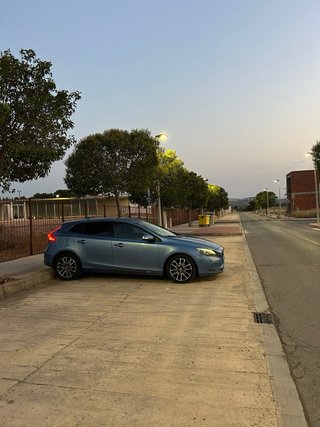Volvo V40 2016