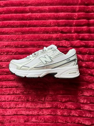 New Balance 740 Mujer Blancas y Azules