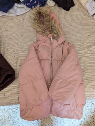 2 Abrigos Mujer Talla S/M y Niña de 4 a 6 años