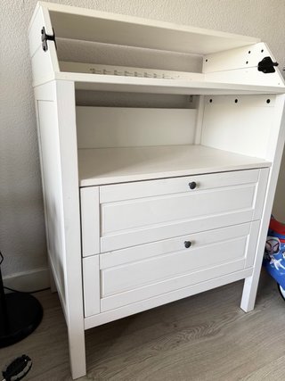 Cambiador/ cómoda IKEA SUNDVIK