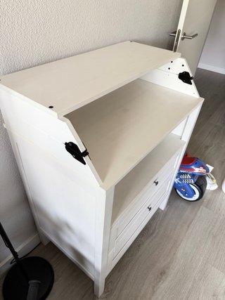 Cambiador/ cómoda IKEA SUNDVIK