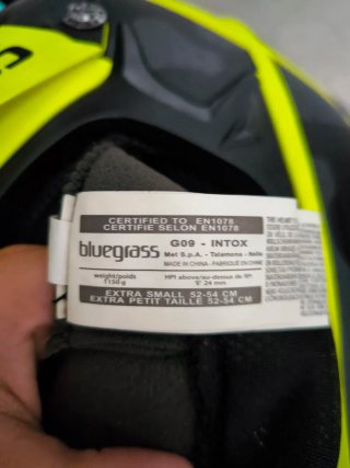 Casco Bluegrass Intox + Gafas 100%
