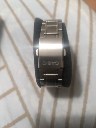 Reloj Casio Cronógrafo Negro y Plateado
