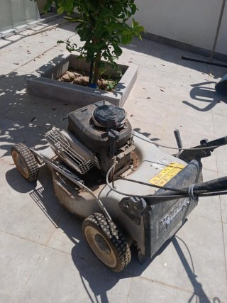 Cortacésped de gasolina