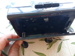 Radio Cassette Sanyo Negra