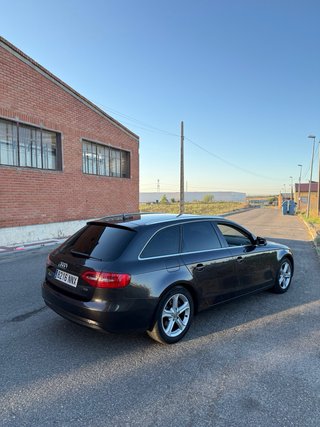Audi A4 S LINE, LIBRO DE MANTENIMIENTO COMPLETO!!