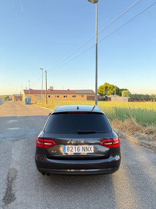 Audi A4 S LINE, LIBRO DE MANTENIMIENTO COMPLETO!!
